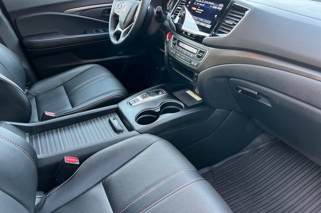 Used 2023 Honda Passport TrailSport image 18