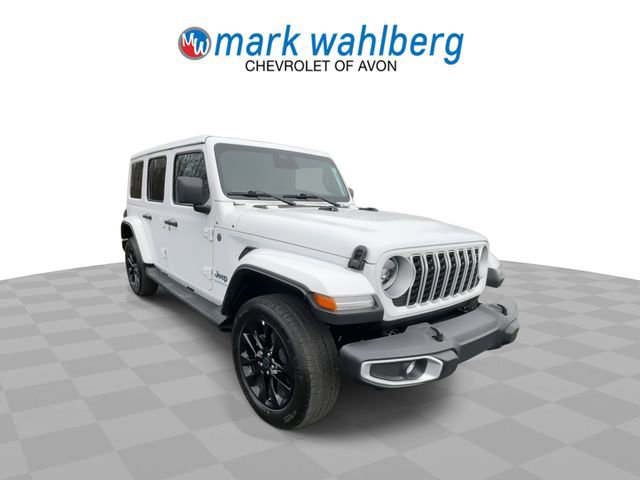 Used 2025 Jeep Wrangler Unlimited Sahara image 3