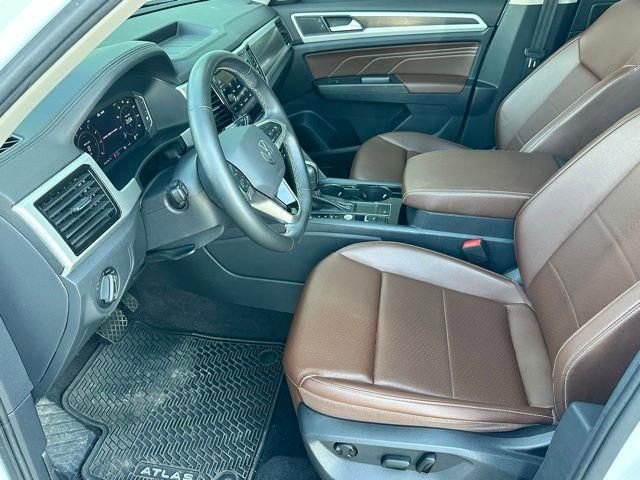 Used 2022 Volkswagen Atlas SE w/ Panoramic Sunroof Package image 6