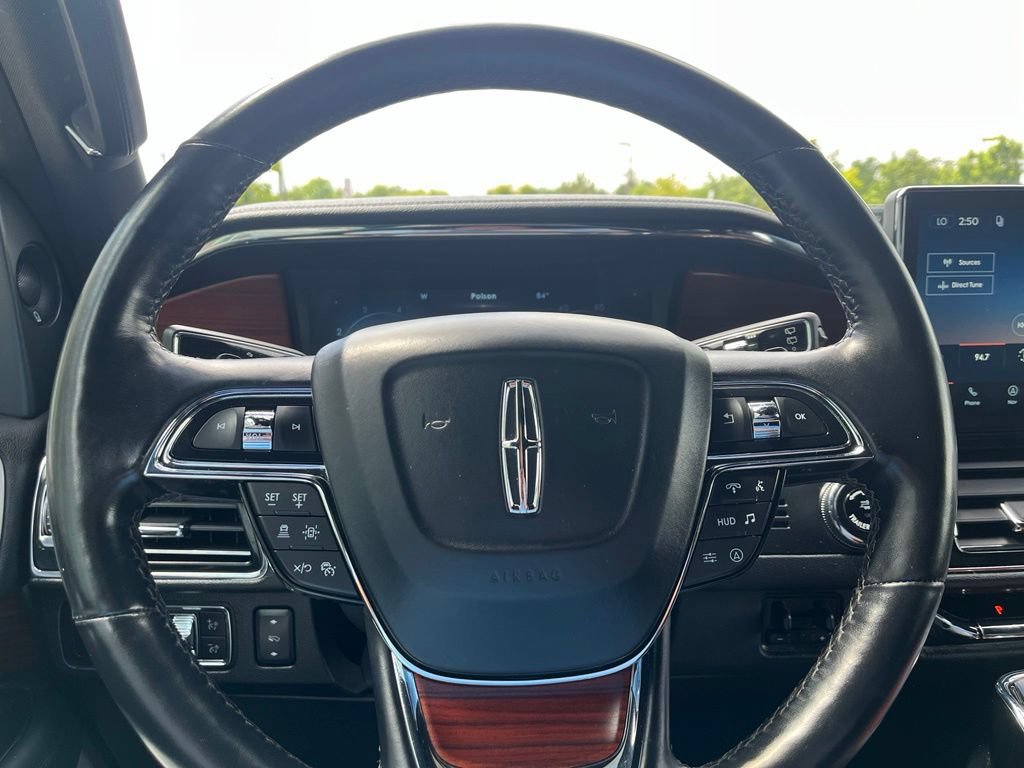 Certified 2023 Lincoln Navigator L Reserve AWD/4WD image 28