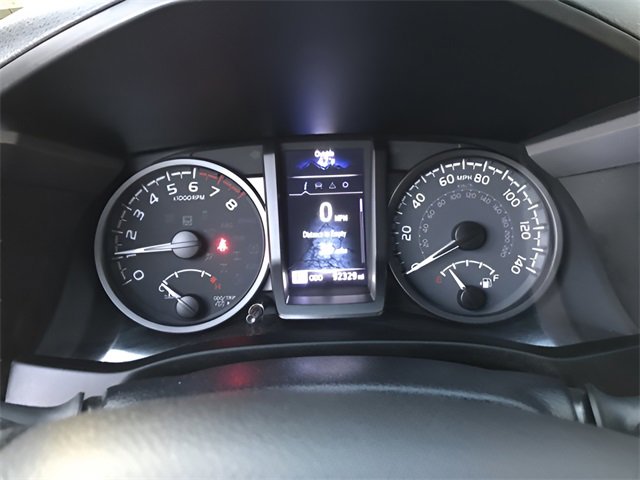 Used 2022 Toyota Tacoma TRD Off-Road w/ Technology Package image 17