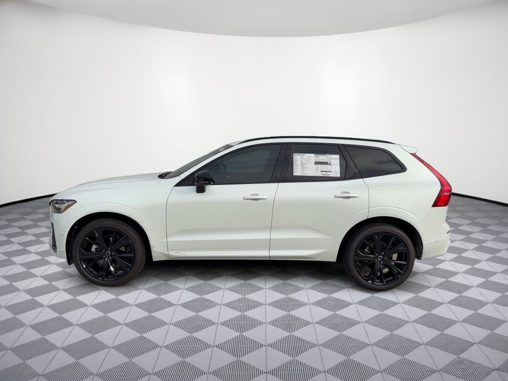 New 2026 Volvo XC60 B5 Ultra w/ Protection Package Premier AWD/4WD image 2