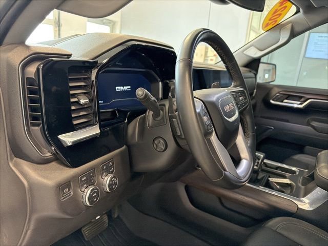 Used 2024 GMC Sierra 1500 SLT w/ SLT Premium Package image 21