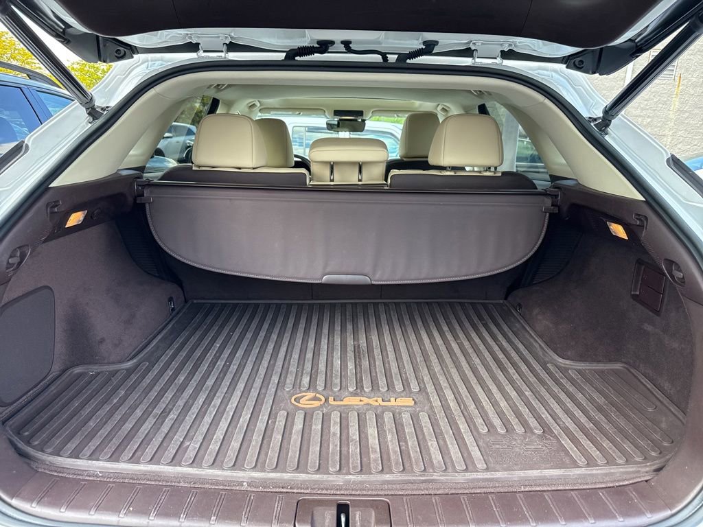 Used 2017 Lexus RX 450h AWD image 42
