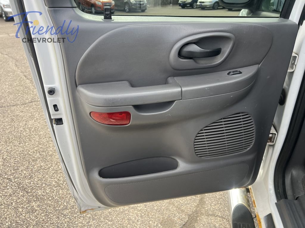 Used 2003 Ford F150 XLT AWD/4WD image 11