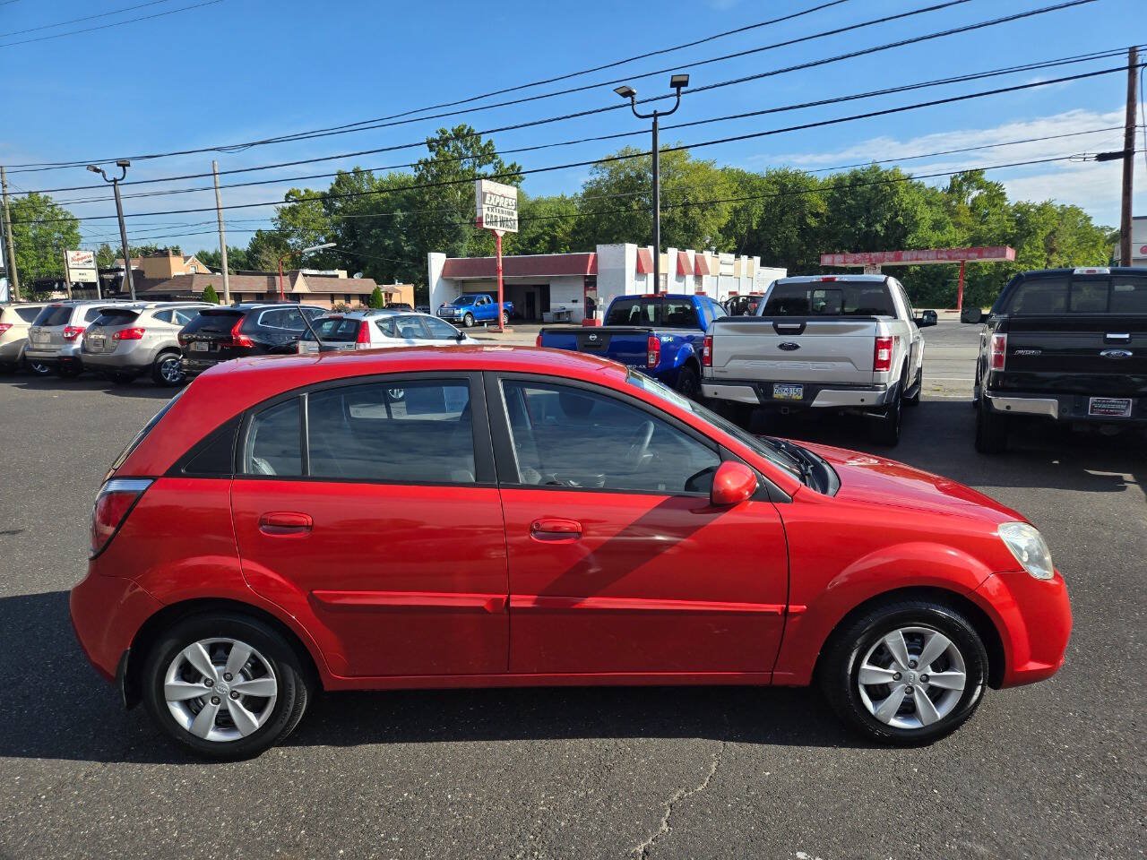 Used 2010 Kia Rio5 FWD image 5
