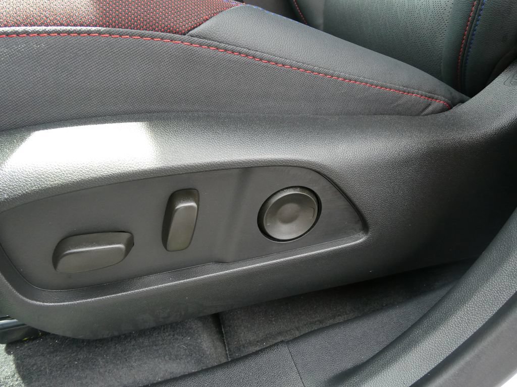 Certified 2026 Chevrolet Equinox RS w/ Convenience Package III FWD image 26