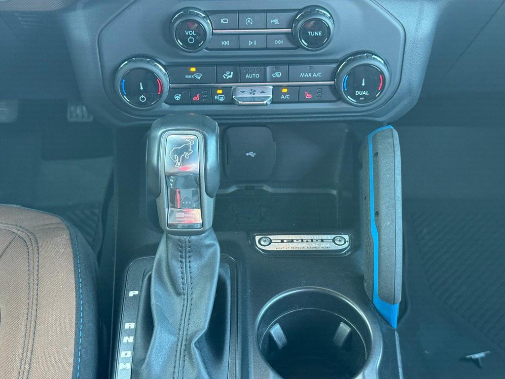 Used 2022 Ford Bronco Outer Banks image 15