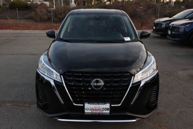 New 2025 Nissan Kicks Play S image 9
