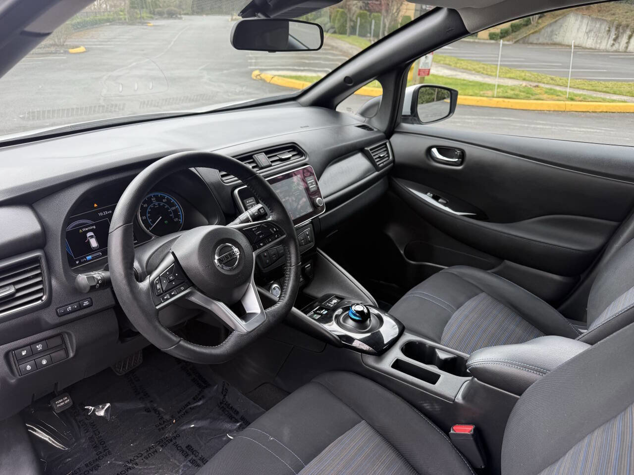 Used 2022 Nissan Leaf SV image 8