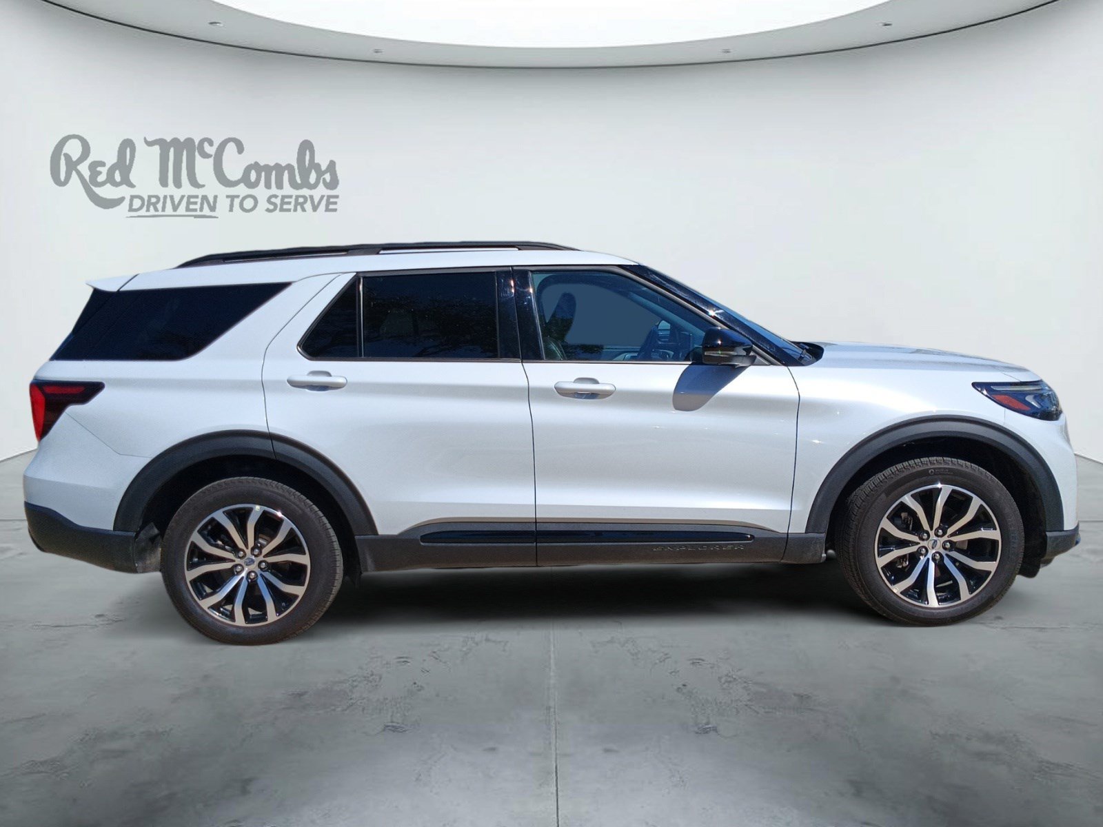 Used 2026 Ford Explorer ST-Line AWD/4WD image 4
