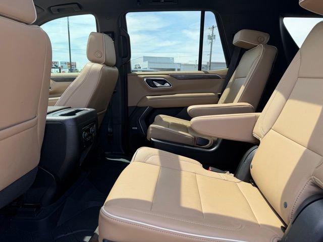 Used 2023 Chevrolet Tahoe Premier AWD/4WD image 36
