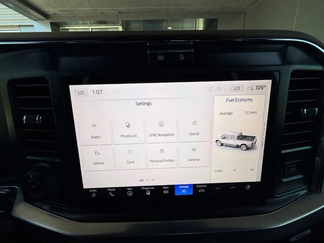 Certified 2025 Ford F450 King Ranch w/ FX4 Off-Road Package AWD/4WD image 28