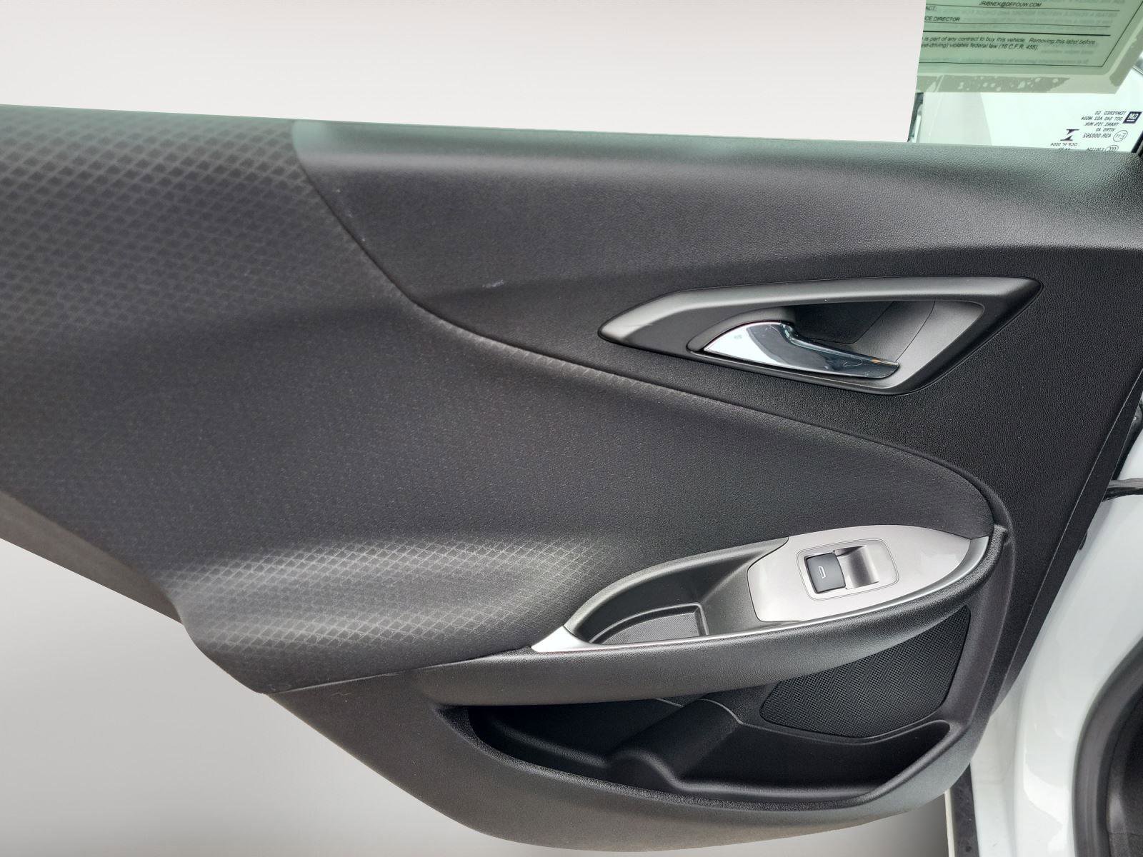 Used 2024 Chevrolet Malibu LT image 18