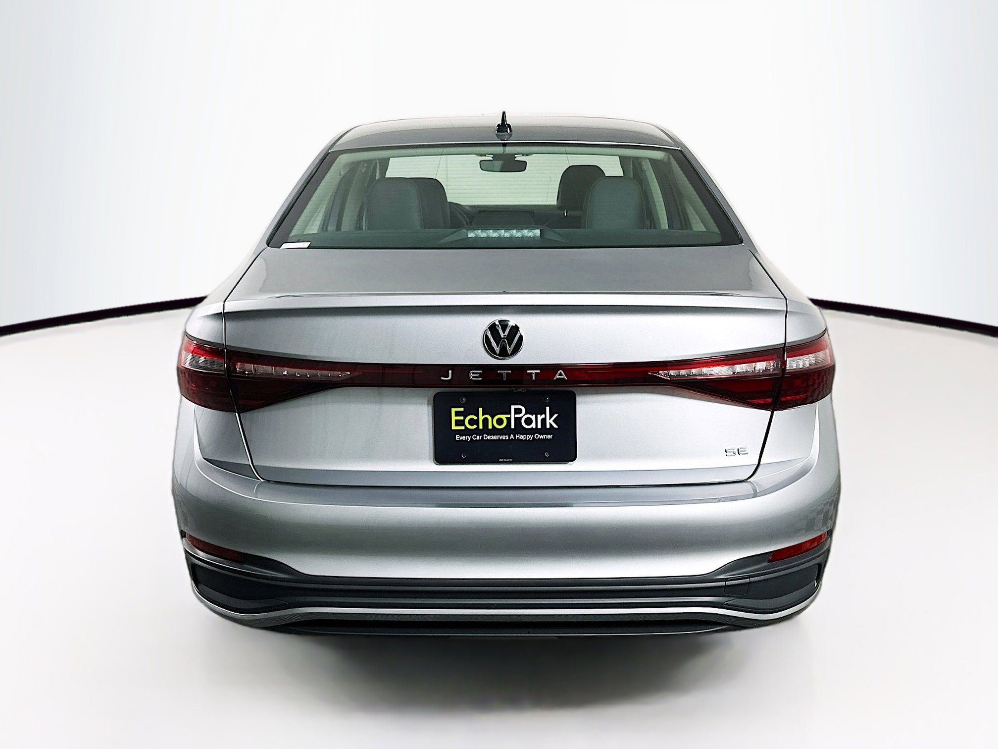 Used 2025 Volkswagen Jetta SE image 7