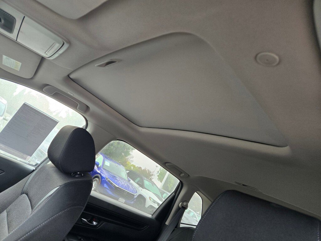 Certified 2025 Honda CR-V EX image 17