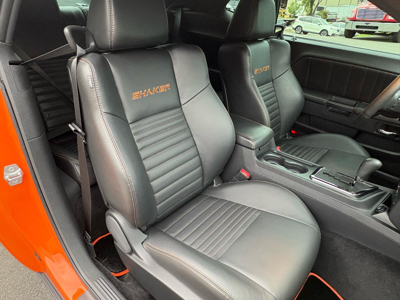 Used 2014 Dodge Challenger R/T RWD image 24