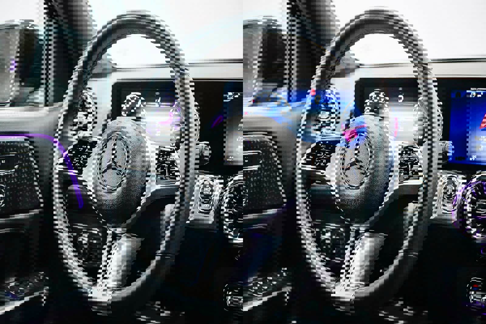 Certified 2025 Mercedes-Benz GLB 250 image 14