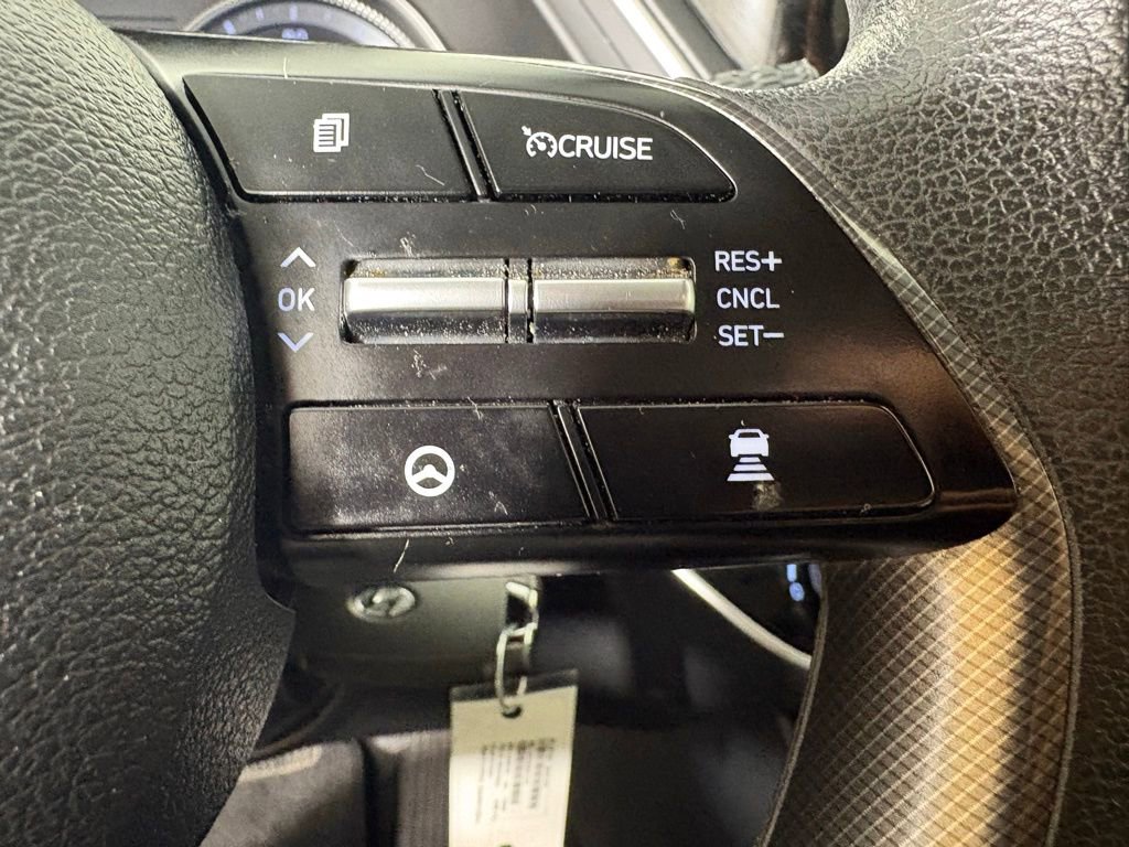 Used 2021 Hyundai Sonata SE w/ Preferred Accessory Package image 28