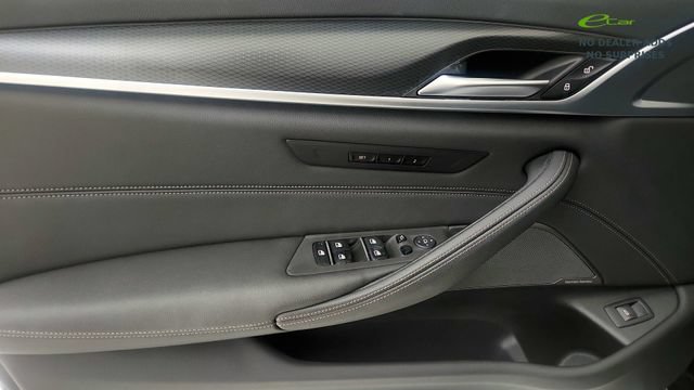 Used 2023 BMW 530i w/ M Sport Package RWD image 49