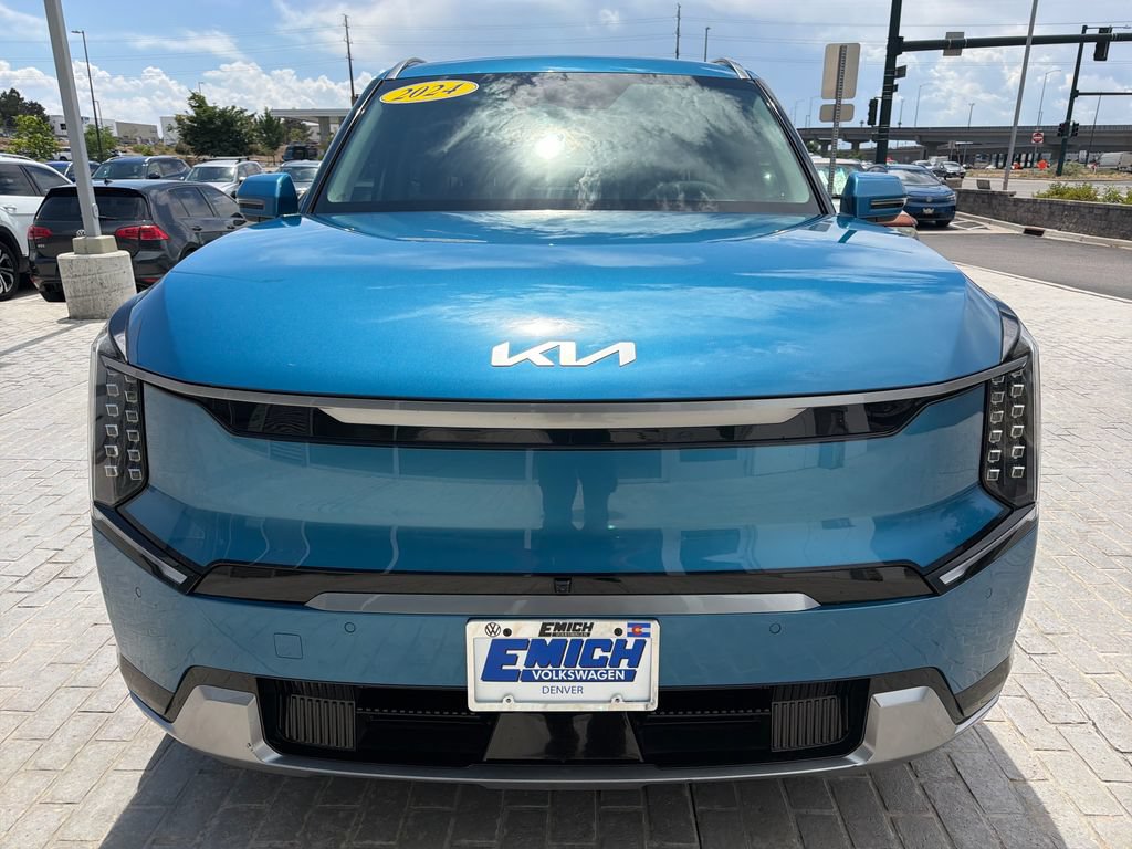 Used 2024 Kia EV9 Land AWD/4WD image 8