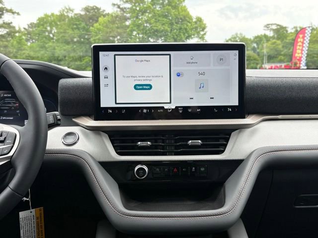 New 2026 Ford Explorer Active w/ Active Comfort Package AWD/4WD image 17