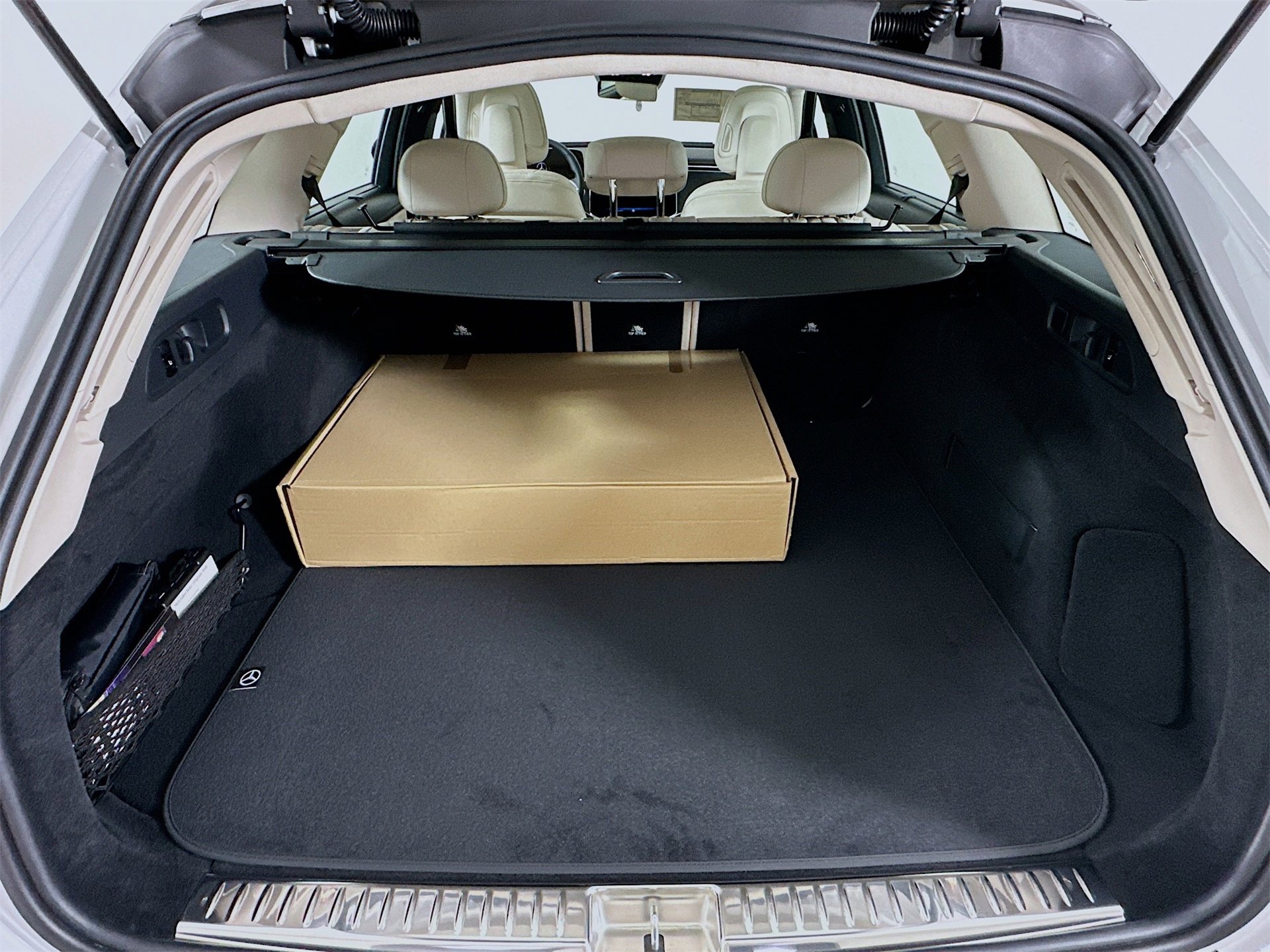 New 2026 Mercedes-Benz E 450 4MATIC All-Terrain Wagon image 29