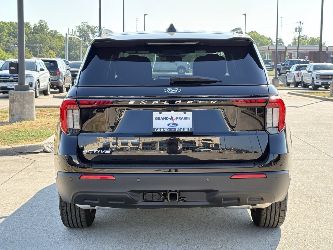 New 2027 Ford Explorer Active AWD/4WD image 6