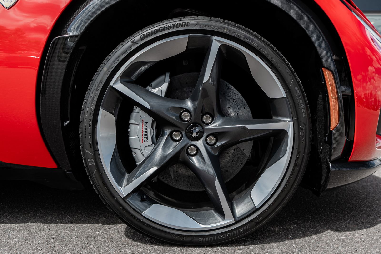 Used 2026 Ferrari Purosangue AWD/4WD image 16