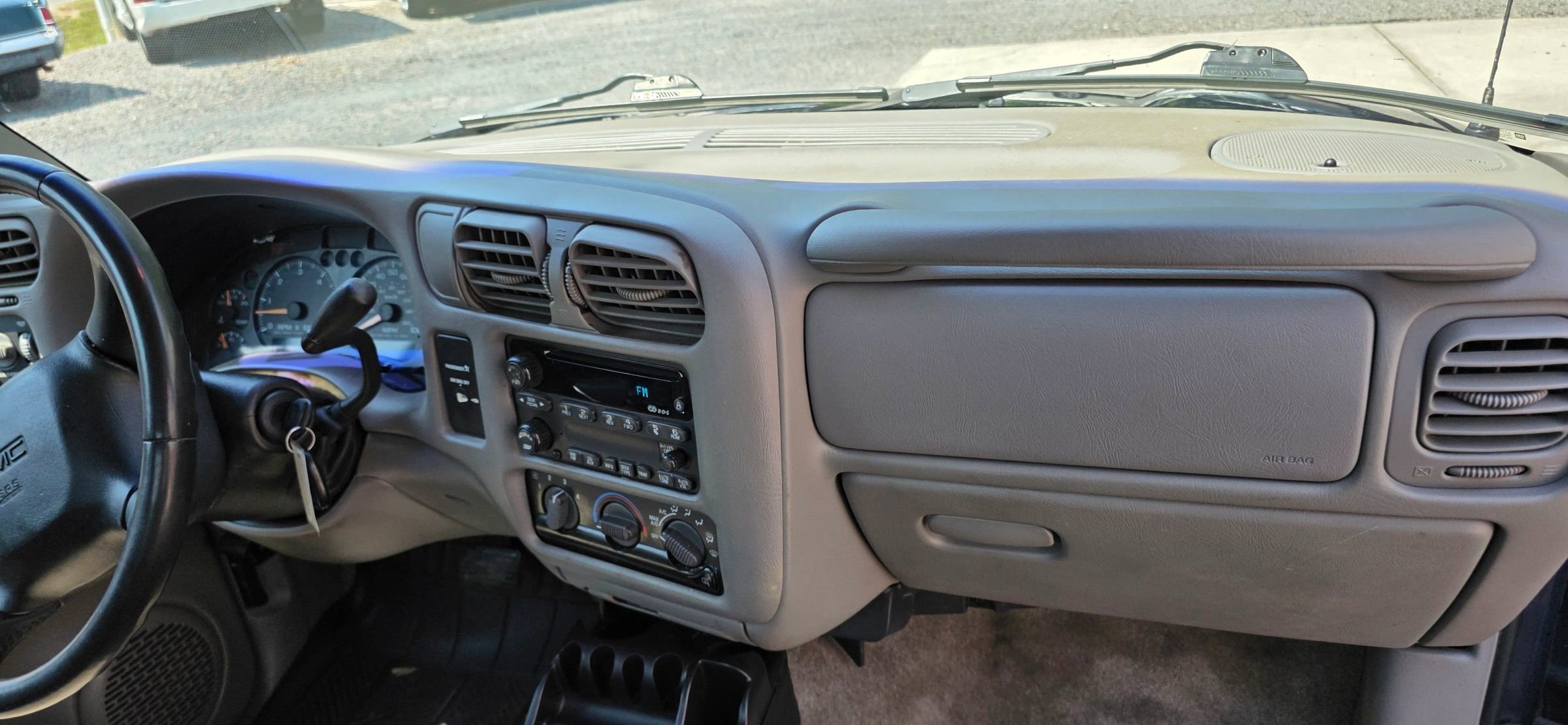 Used 2003 GMC Sonoma SLS w/ Convenience Package RWD image 13
