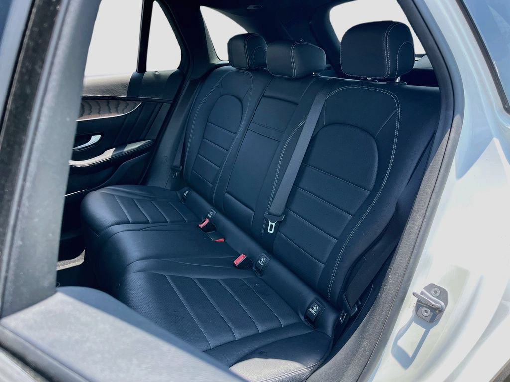 Used 2019 Mercedes-Benz GLC 300 4MATIC image 23