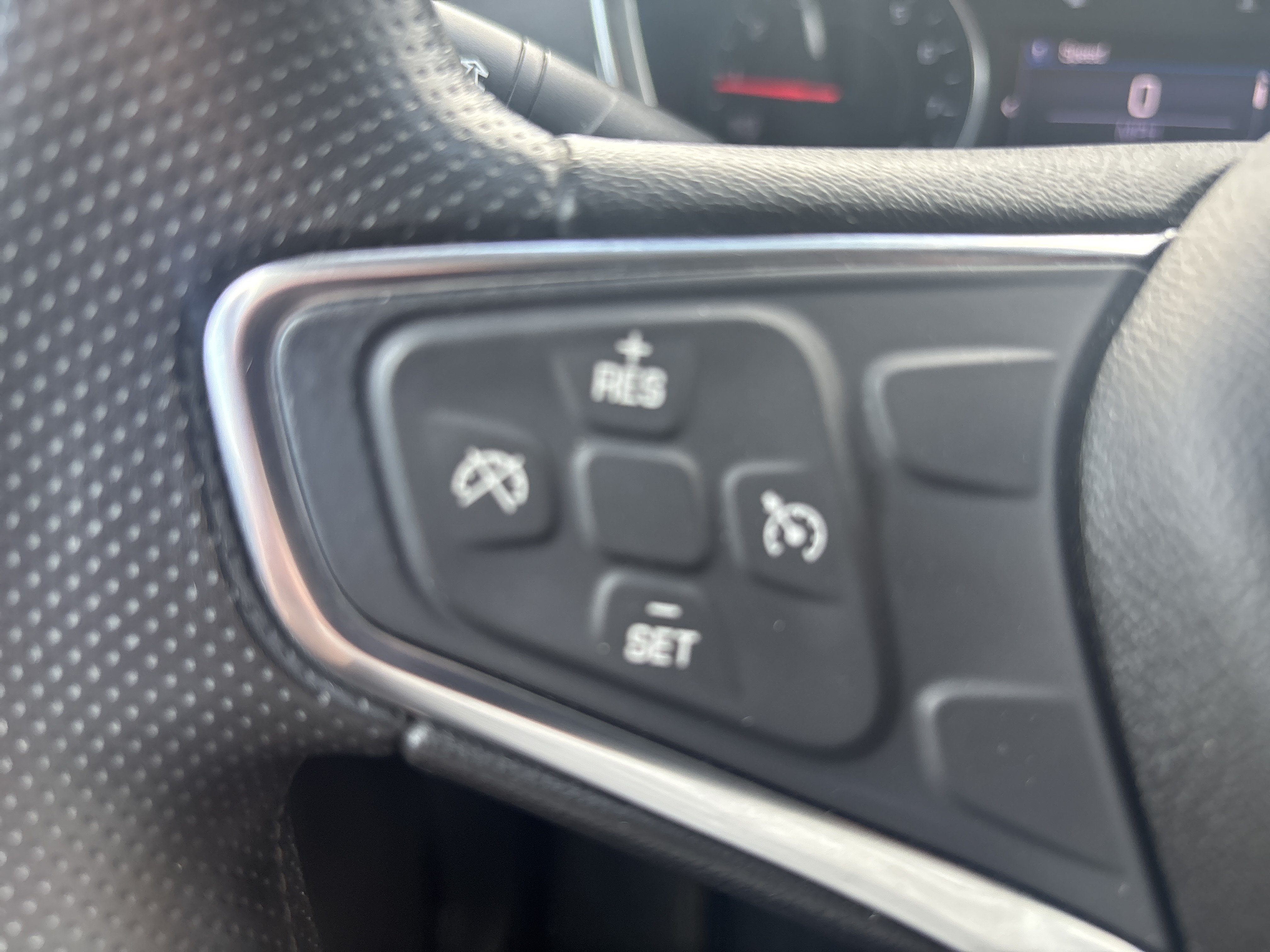 Used 2019 Chevrolet Equinox LT FWD image 15