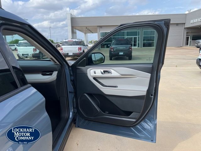 New 2026 Ford Explorer Active image 33