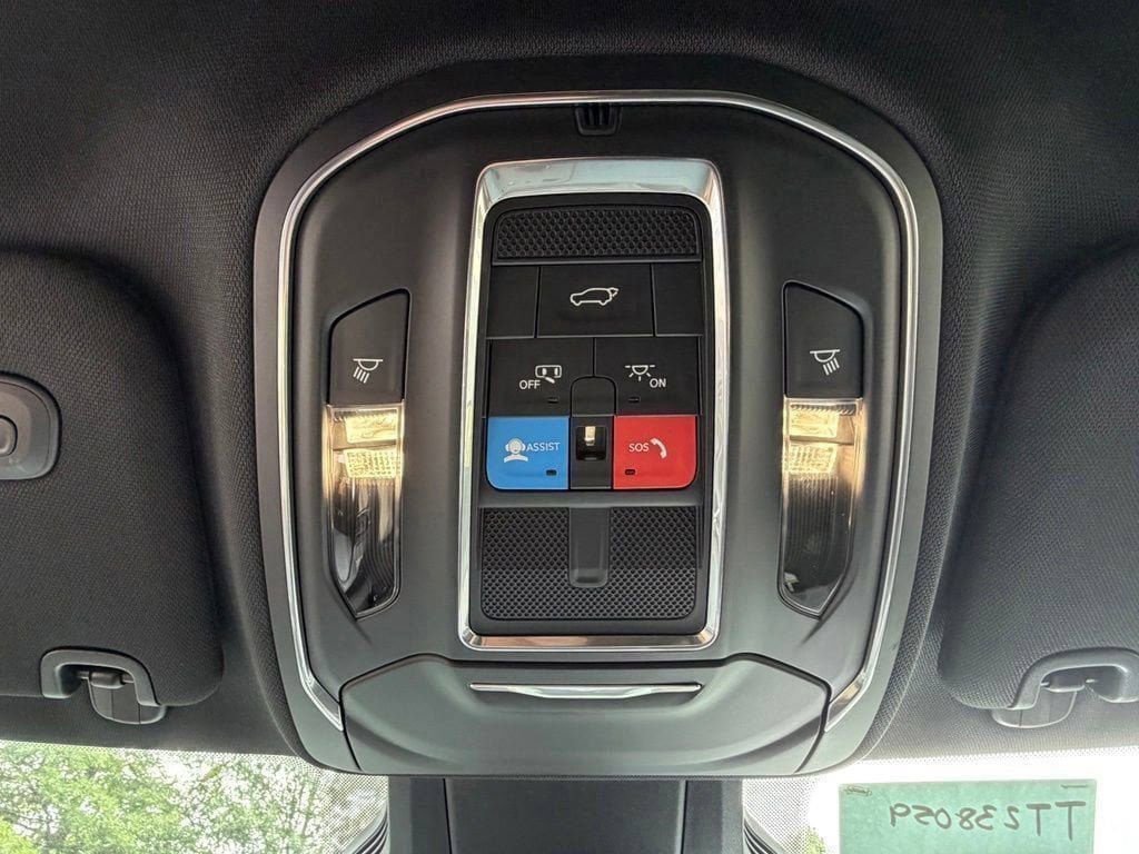 New 2026 Jeep Cherokee Limited AWD/4WD image 24
