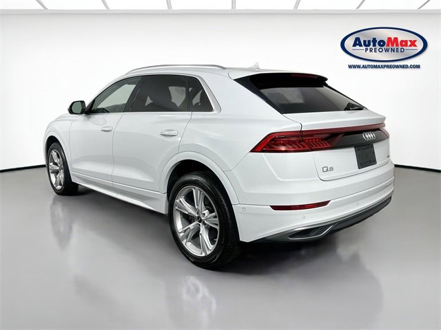 Used 2023 Audi Q8 Premium w/ Convenience Package image 6