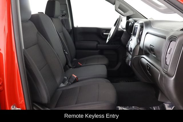 Used 2026 Chevrolet Silverado 1500 Custom w/ Turbomax Blackout Package RWD image 18
