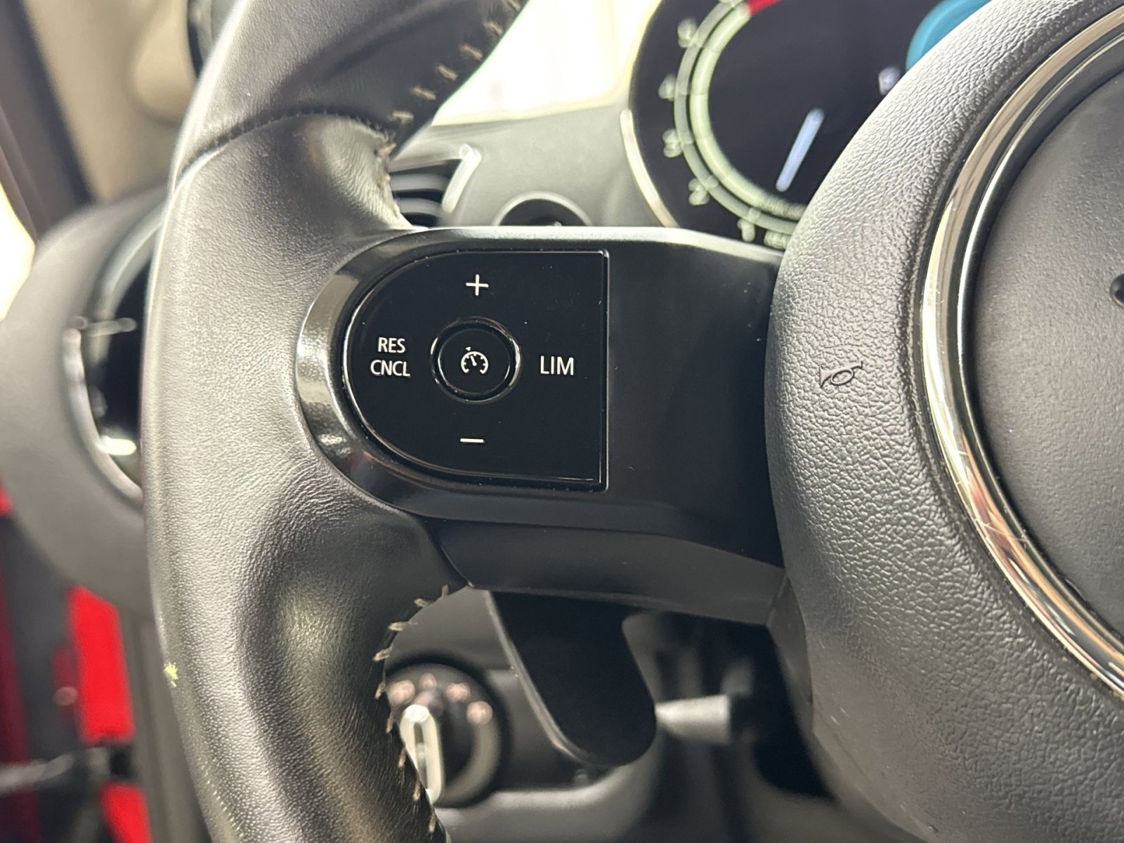 Used 2023 MINI Cooper Clubman S image 38