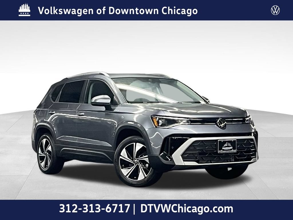 Certified 2025 Volkswagen Taos SE w/ Panoramic Sunroof Package