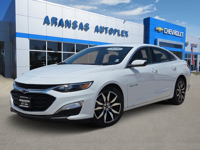 Used 2025 Chevrolet Malibu RS