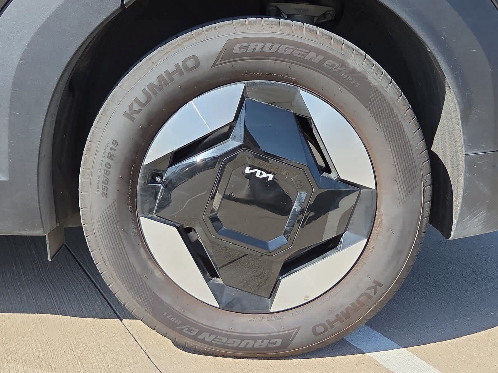 Certified 2026 Kia EV9 Light RWD image 13
