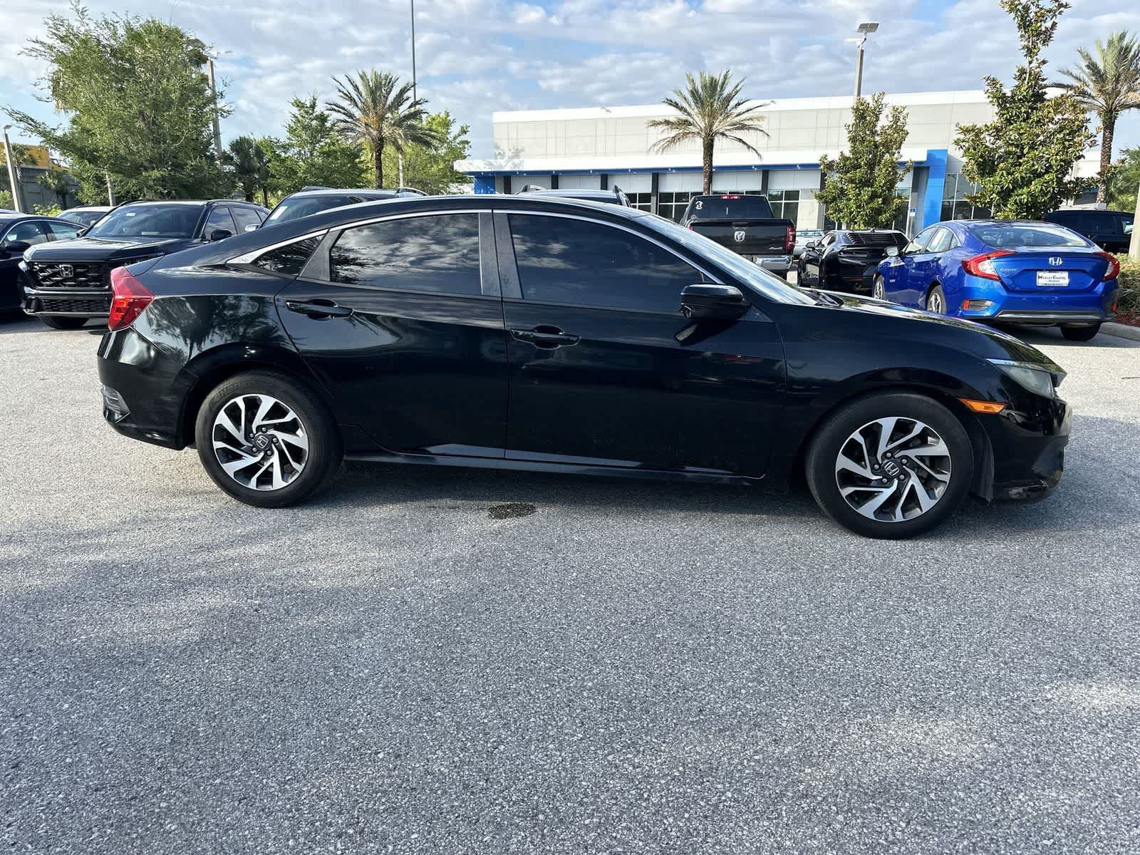 Used 2017 Honda Civic EX image 6