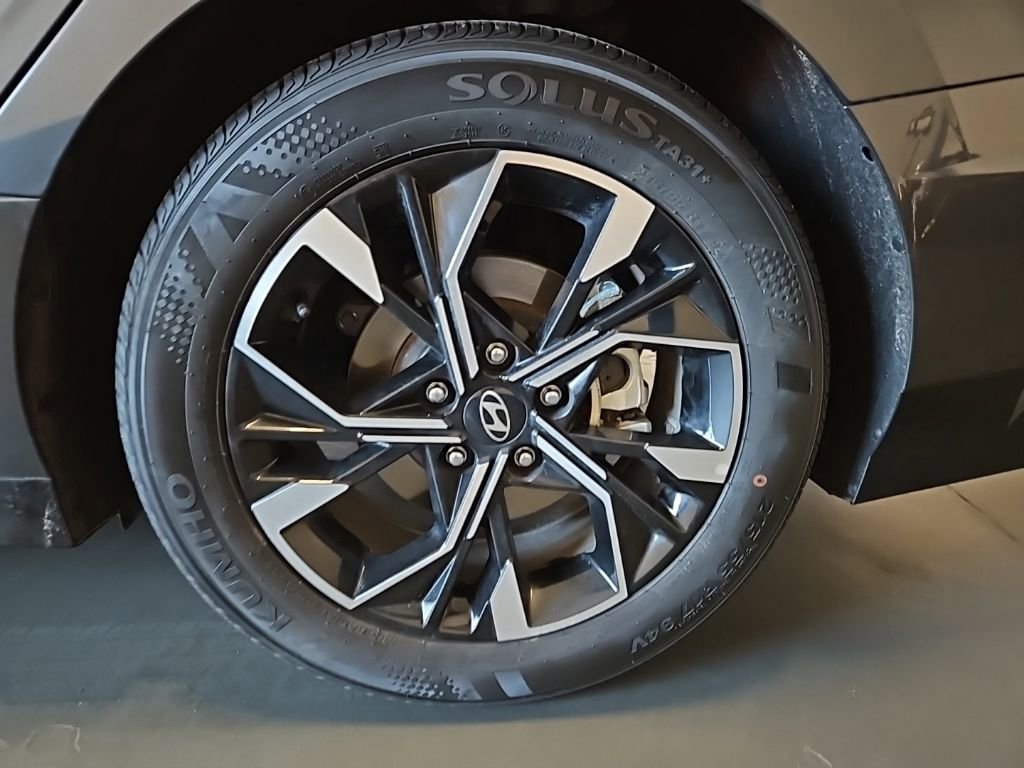 Used 2025 Hyundai Sonata SEL image 9