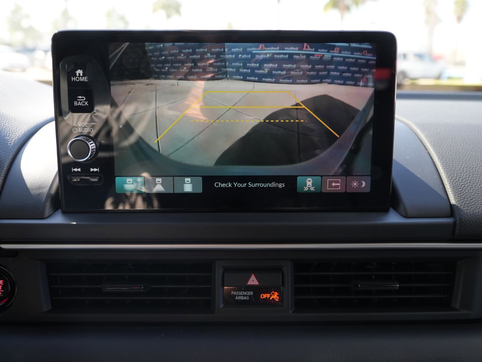 New 2025 Honda Pilot Touring image 27