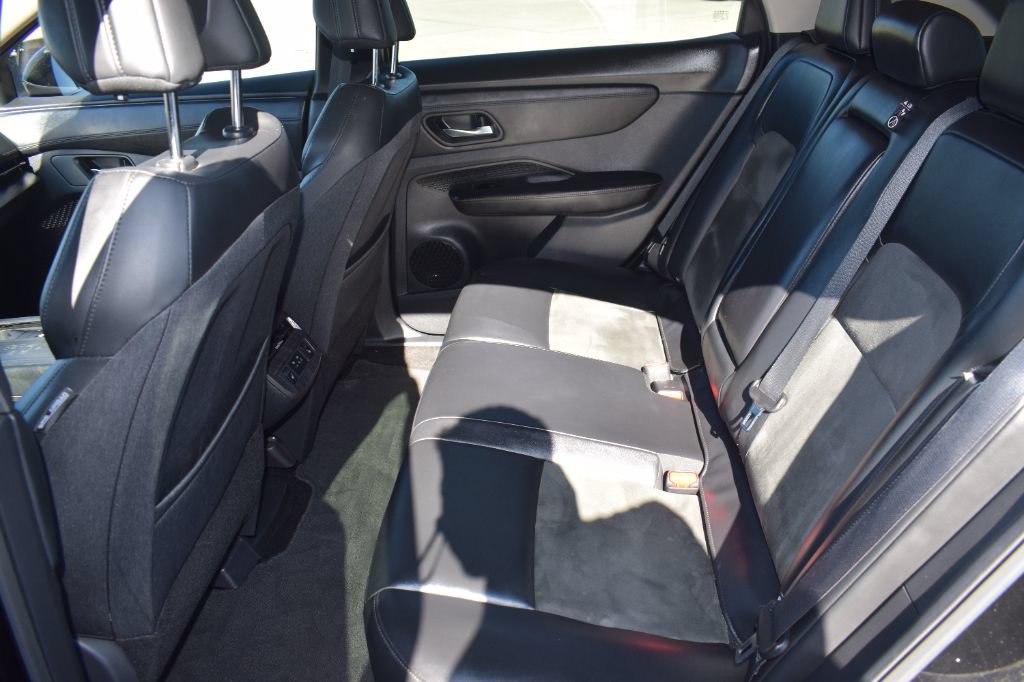 Used 2023 Nissan Ariya FWD image 10