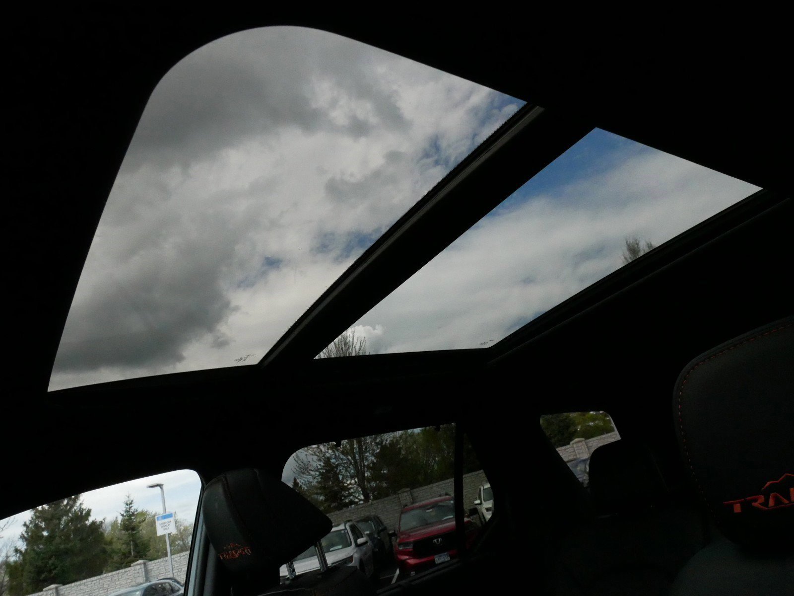 New 2025 Honda Pilot TrailSport image 30