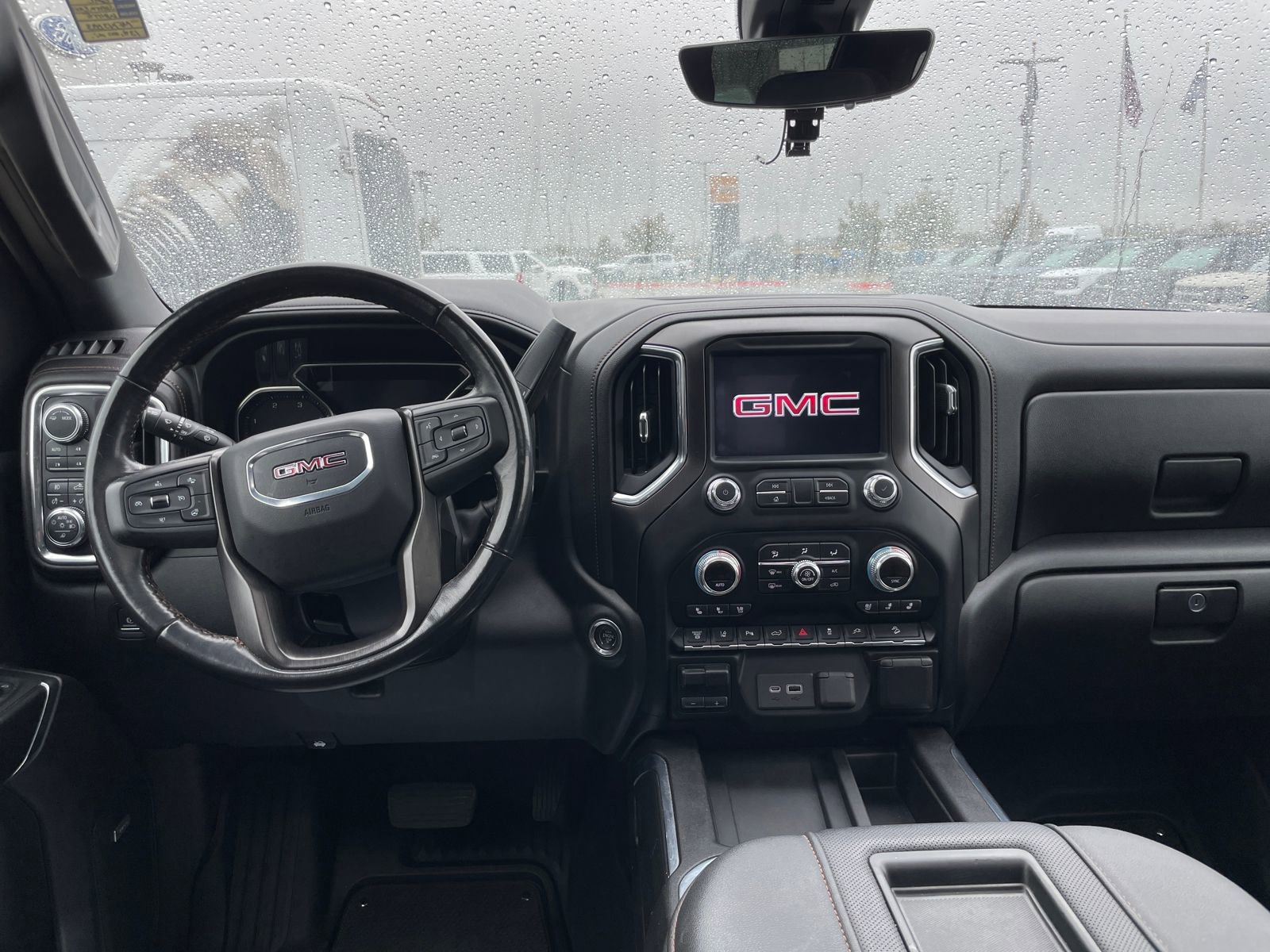 Used 2021 GMC Sierra 2500 AT4 w/ AT4 Premium Plus Package image 13