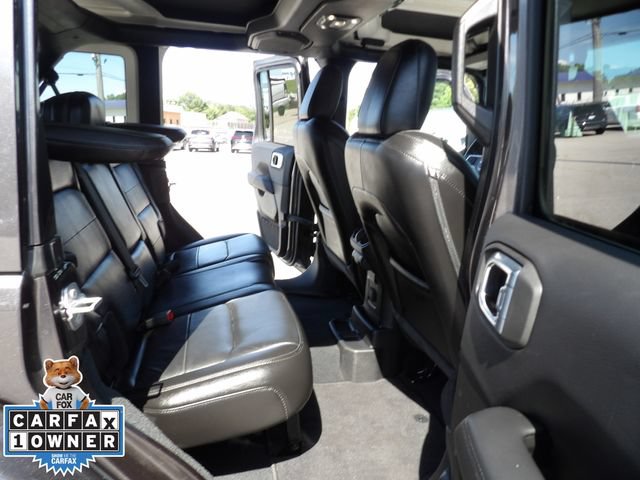 Used 2022 Jeep Wrangler Unlimited Sahara AWD/4WD image 33