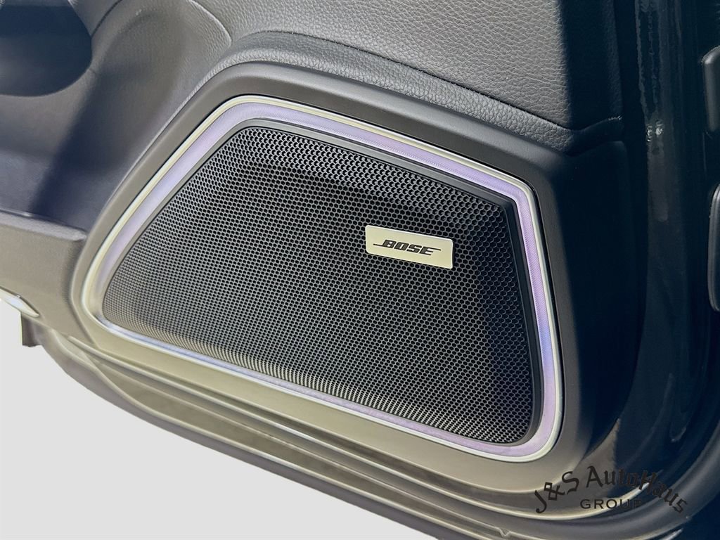 Used 2022 Porsche Panamera Platinum Edition image 32