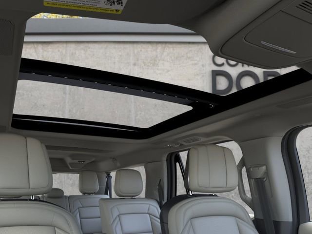New 2026 Lincoln Navigator L Reserve AWD/4WD image 22