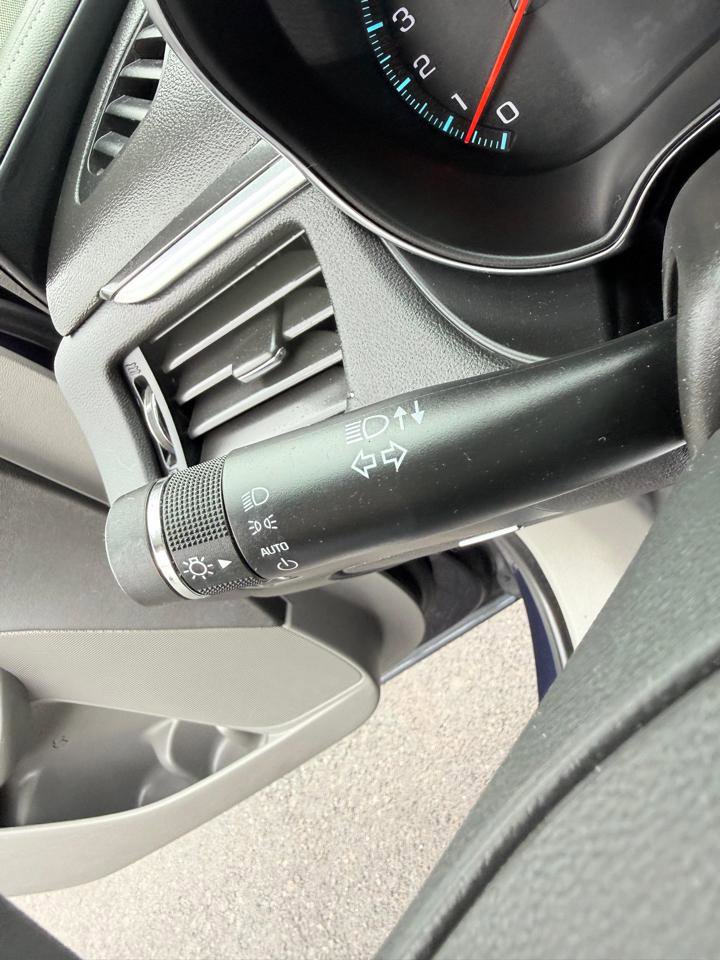Used 2018 Chevrolet Impala LS FWD image 21